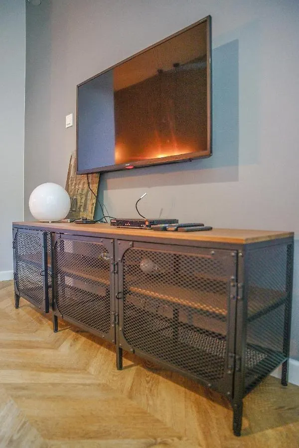 Stylish And Modern- Golden Apartment- Stare Miasto Apartament